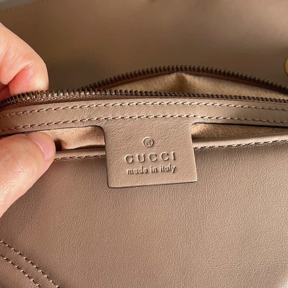 Gucci GG Marmont Matelasse shoulder bag - Picture 10 of 13